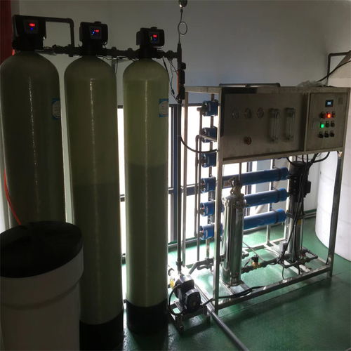 化工廠反滲透純水設(shè)備 性能穩(wěn)定，助力日用化工高效生產(chǎn)